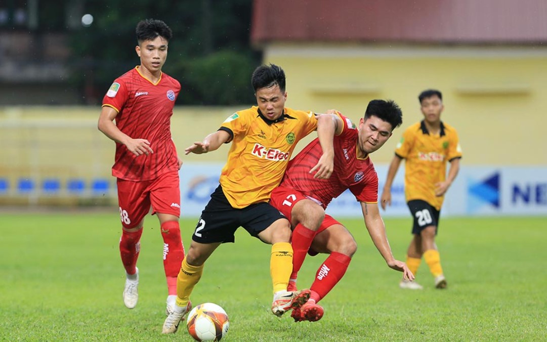 PVF CAND nắm lợi thế lớn trong việc giành suất đá play-off. Ảnh: VPF