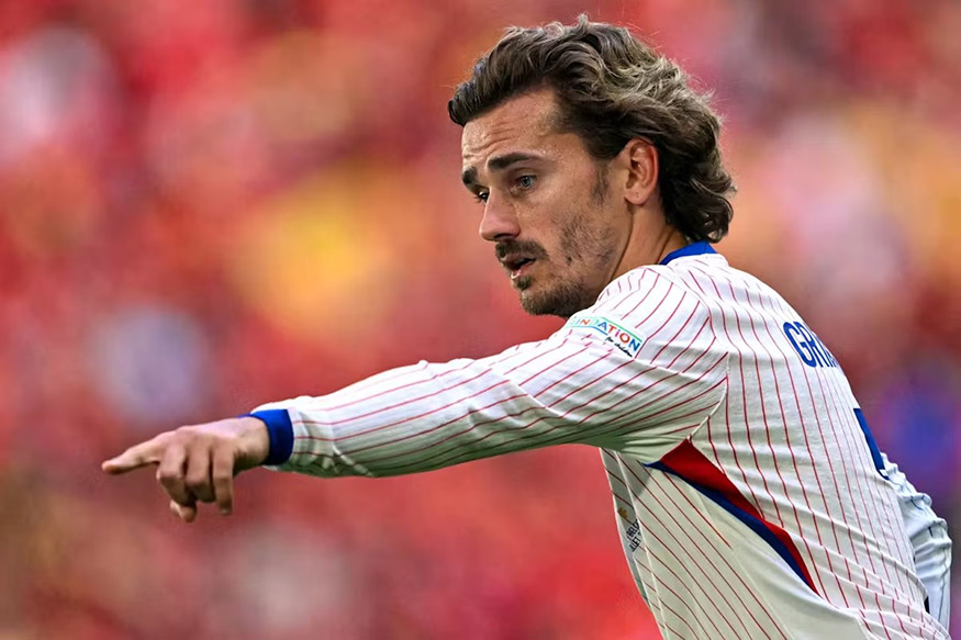 Griezmann là virus gây ra căn bệnh bế tắc cho hàng công của đội tuyển Pháp