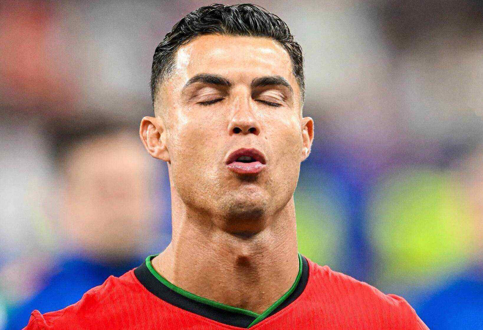 Đã đến lúc Cristiano Ronaldo nên nghỉ ngơi