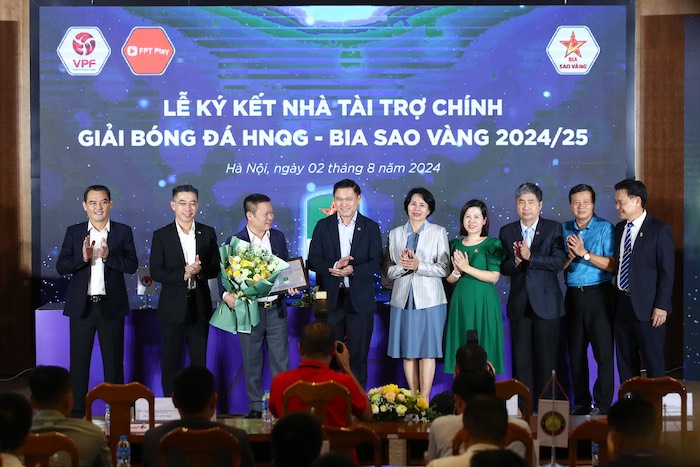 Bia Sao Vàng là nhà tài trợ tại giải hạng Nhất Quốc gia 2024-2025. Ảnh: VPF