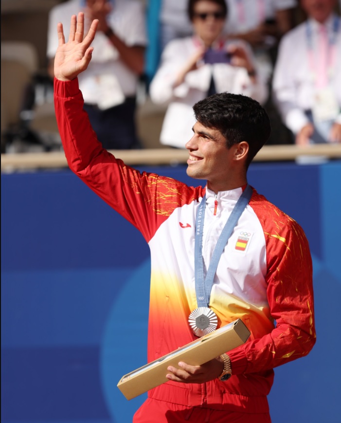 Alcaraz giành huy chương bạc trong lần đầu tiên dự Olympic. Ảnh: Olympic Games