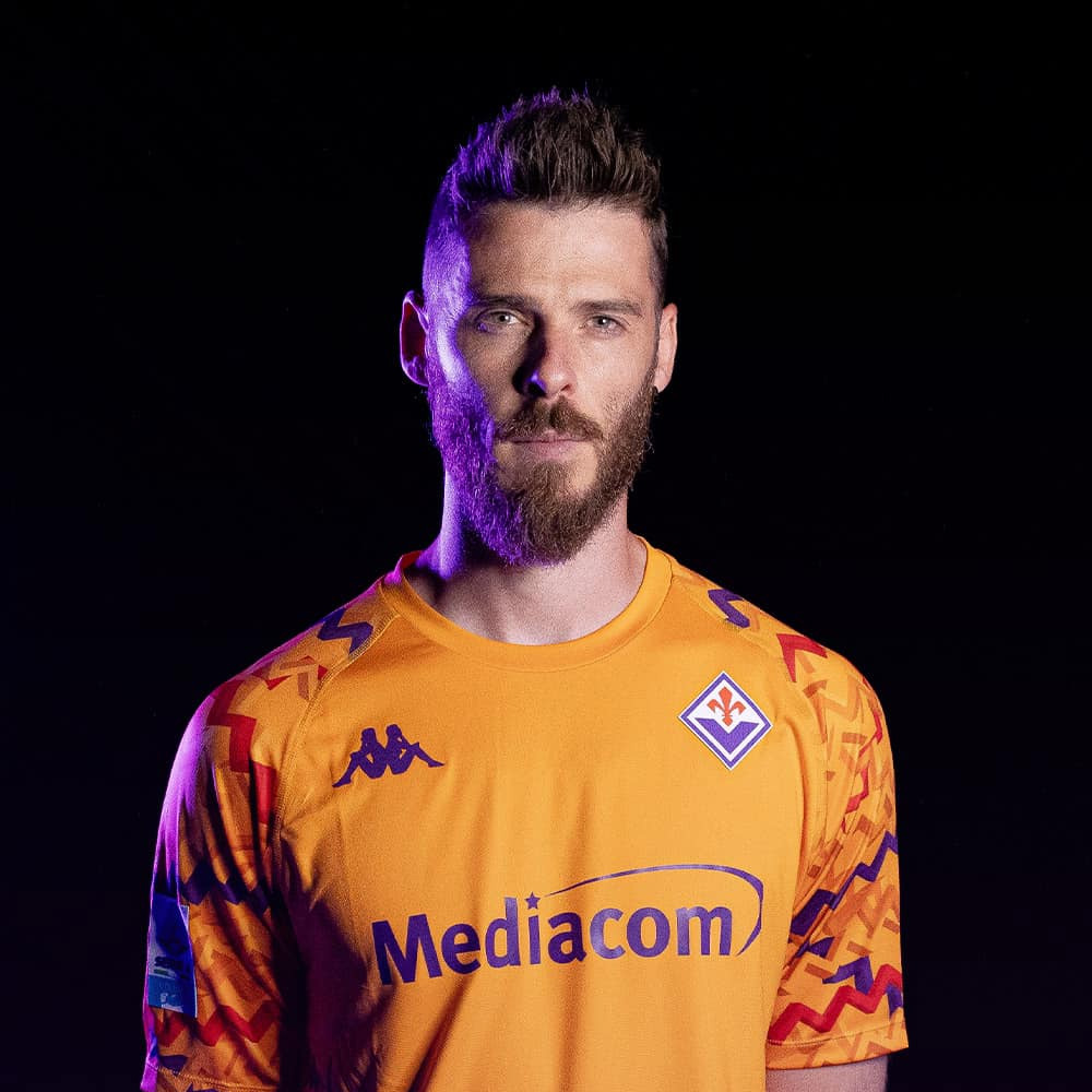 Thấy gì từ thương vụ De Gea cập bến Fiorentina sau hơn 1 năm thất nghiệp?